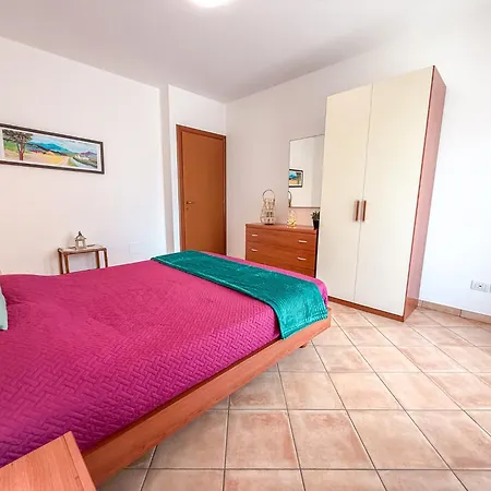 Apartment A 40 Mt Dal Mare, Vista Mare Rifa791 *